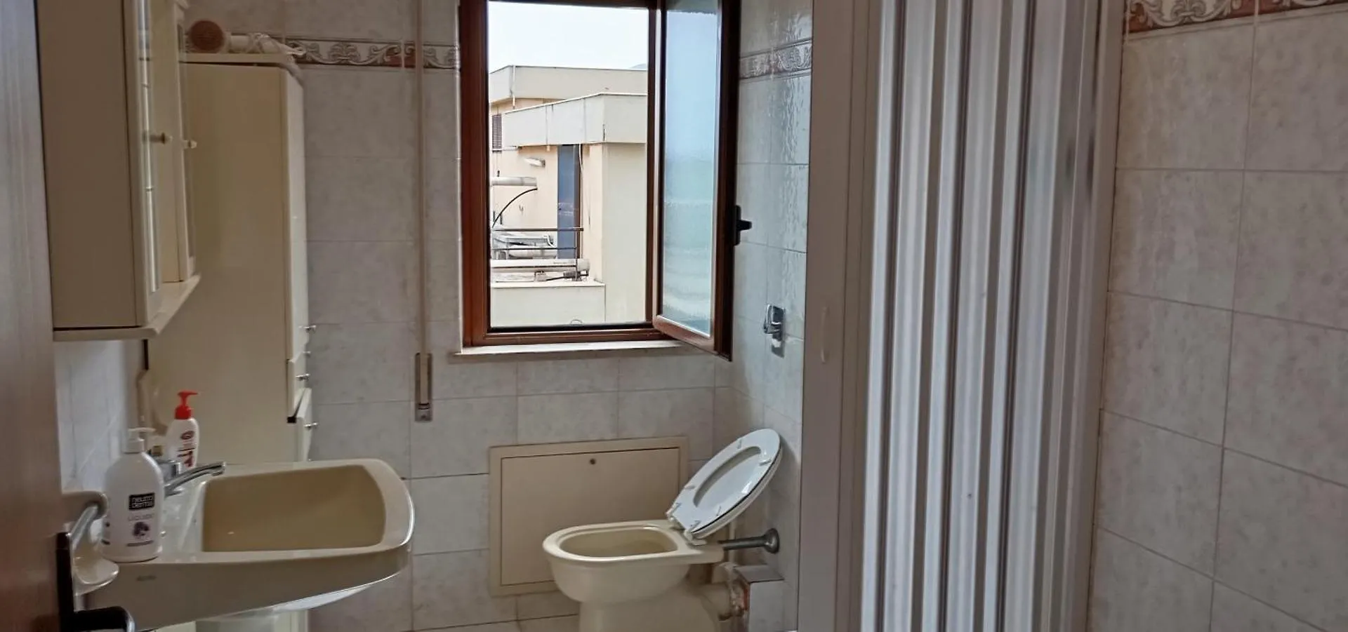 Apartament Di Nick Central Station باليرمو 0*,  إيطاليا